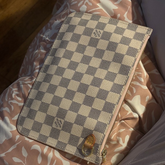 Louis Vuitton Damier Azur Clutch in Cream and Blue - Picture 6 of 6